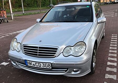 Mercedes-Benz C 200 KOMPRESSOR T AVANTGARDE Avantgarde