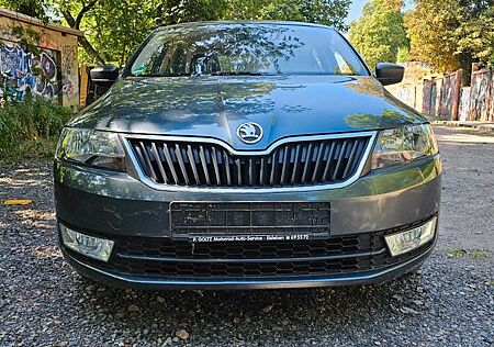 Skoda Rapid 1.2 TSI 77kW Active Active