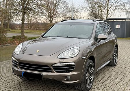 Porsche Cayenne 4.2 V8 GTS-Sport Design 21* Top Zustand