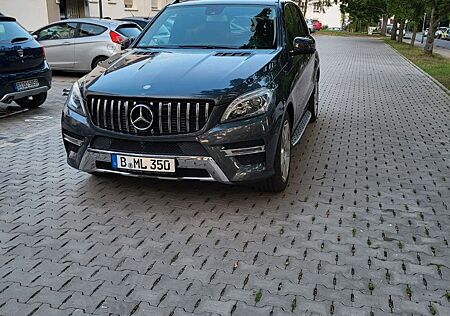 Mercedes-Benz ML 350 4MATIC -