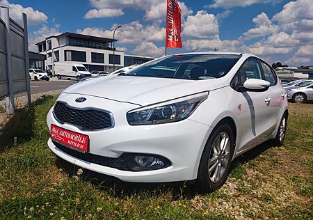 Kia Cee'd / Ceed **WENIG KM**