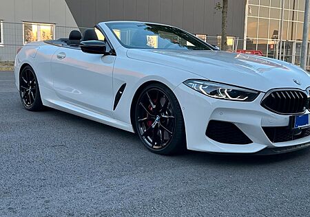 BMW M850i xDrive Cabrio -