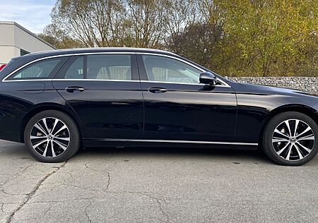 Mercedes-Benz E 300 de/Avantgarde/LED/Kamera/Spur/R18