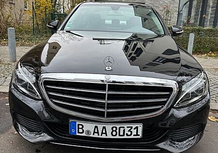 Mercedes-Benz C 180 EXCLUSIVE 1 Vorbesitzer