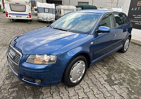 Audi A3 Sportback 1.6 FSI Attraction 1.Hand AHK Klima