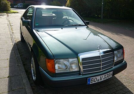 Mercedes-Benz CE 300