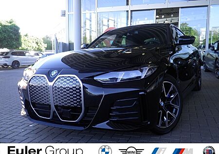 BMW i4 eDrive40 Sportpaket Navi Digitales Cockpit So