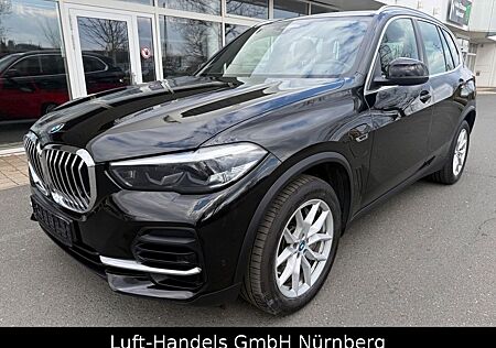BMW X5 xDrive 45 e Hybrid/Benzin
