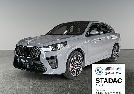 BMW iX2 xDrive 30 M-Sport, Iconic Glow, Panorama, AH