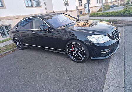 Mercedes-Benz S 550