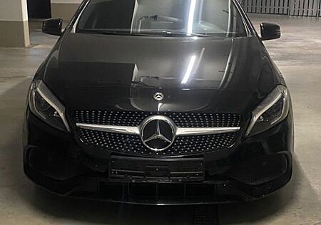 Mercedes-Benz A 200 AMG Line AMG Line