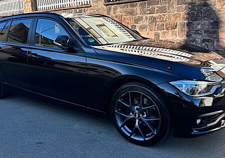 BMW 320i Touring Automatic Adva...