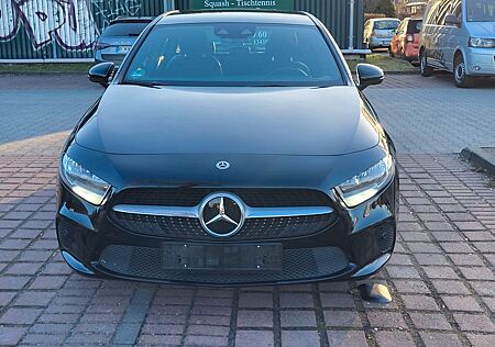 Mercedes-Benz A 200 d