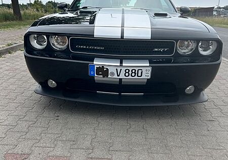 Dodge Challenger SRT8 6.4 392 Hemi