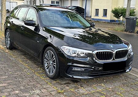BMW 530d Touring Sport Line | NAVI Pro | HUD | RFK |