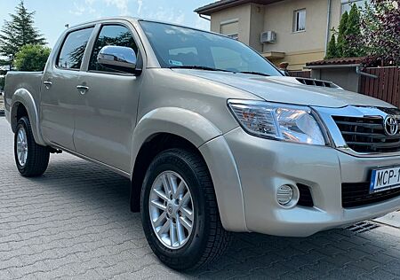 Toyota Hilux 3.0 D-4D 4X4 DOUBLE SR+ NETTO. 21.990 EUR