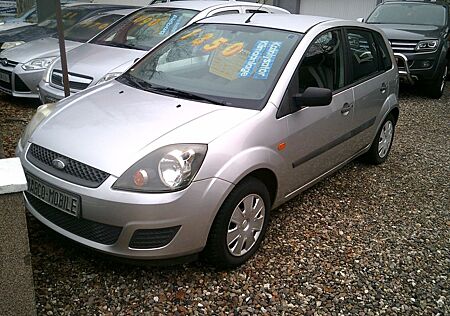 Ford Fiesta 1,3 51 kW Style,2 Hand,Klima,09/26 Tüv,