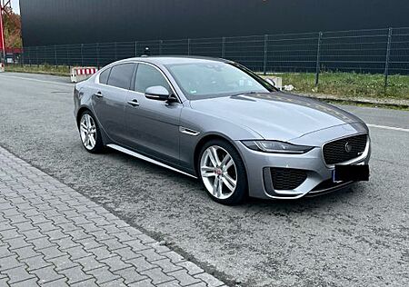 Jaguar XE P250 R-DYNAMIC HSE