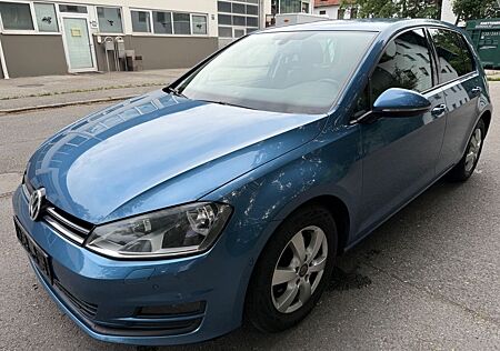 VW Golf Volkswagen VII Lim. BMT Multifunktion/PDC/Klimaauto