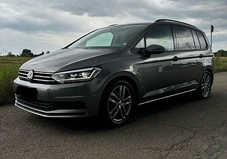 VW Touran Volkswagen 1.4 TSI Comfortline BMT Comfortline
