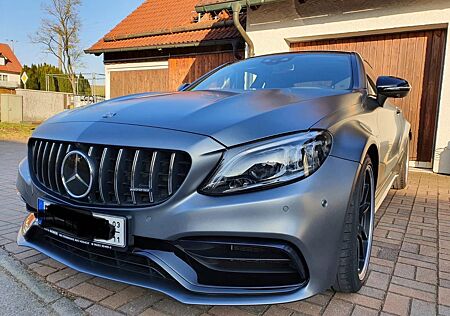 Mercedes-Benz C 63 AMG Mercedes-AMG C 63 S Autom.