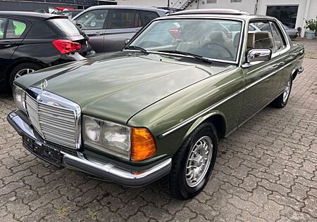 Mercedes-Benz 230 CE Coupé Automatik H-Kennzeichen