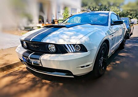 Ford Mustang V6 3,7L Automatik