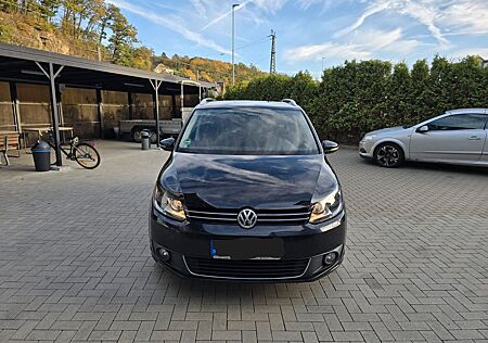 VW Touran Volkswagen 1.6 TDI Trendline (Scheckheftgepflegt)
