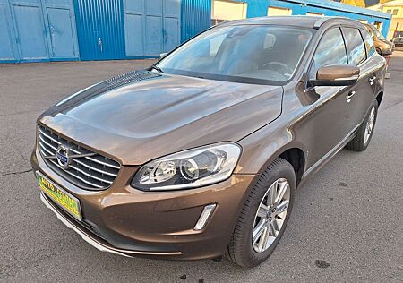 Volvo XC 60 D3Summum AHK,Leder,WR,SH,gepflegt,Insp.neu