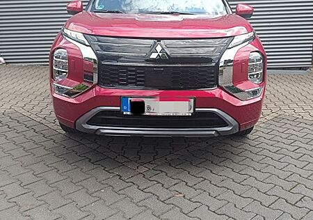 Mitsubishi Outlander 2.4 PHEV 4WD Top