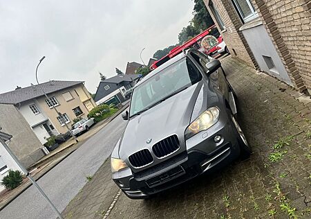 BMW X5 3.0d - 7 Sitzer
