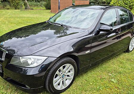 BMW 318i - Limousine TÜV 8/2027 8fach Top Reifen