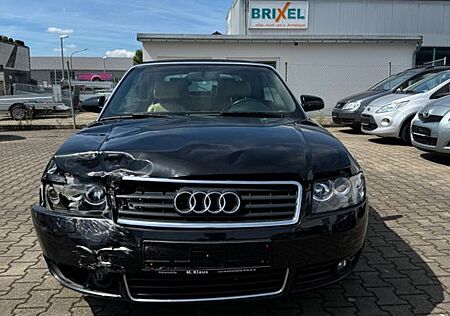 Audi A4 Cabriolet 3.0 V6 S-Line*Tüv Neu*Scheckheft*