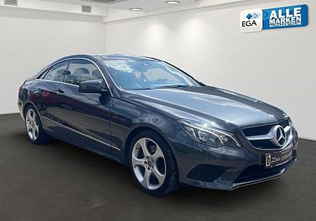 Mercedes-Benz E 200 Panoramadach+Klima A/T 2-Zonen+Sitz EL.+P