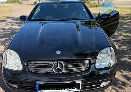 Mercedes-Benz SLK 200 -