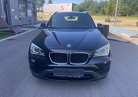 BMW X1 20d xDrive*1.Hand*Navi*Pano*Sport Line*71TKM