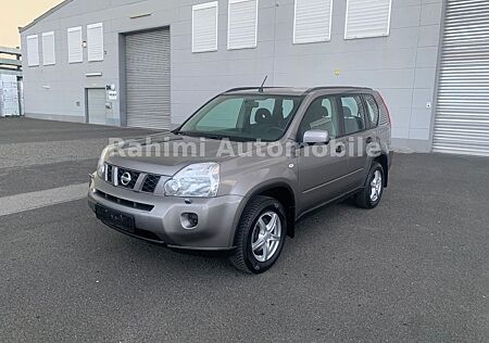 Nissan X-Trail XE 4X4 Klimaautomatik