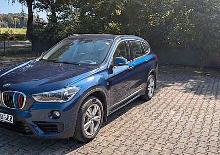 BMW X1 xDrive20d M Sport Steptronic AHK Blau met