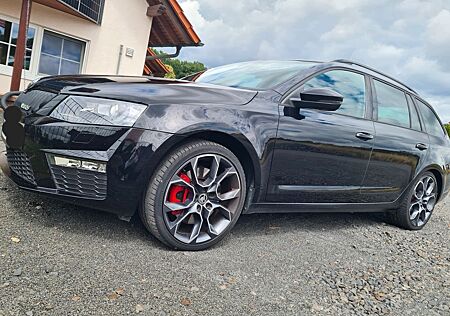 Skoda Octavia 2.0 TDI DSG RS Combi RS