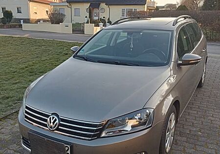 VW Passat Variant gebraucht kaufen VW Passat Variant Volkswagen 2.0 TDI DSG Exclusive BMotion...