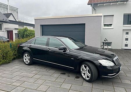 Mercedes-Benz S 350 BlueTEC 4MATIC L -