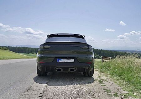 Porsche Cayenne Coupe Turbo GT