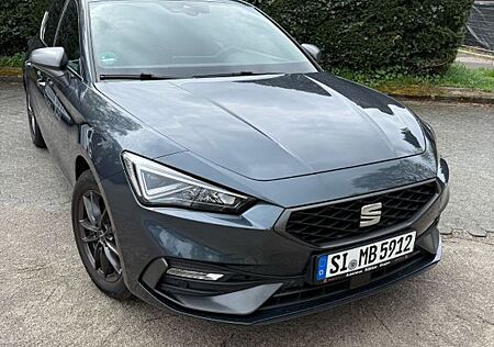 Seat Leon FR Sport / Leder/ LED/ 8Fach/ beats Audio/