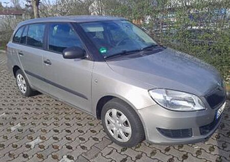 Skoda Fabia 1.2l 51kW Active Active