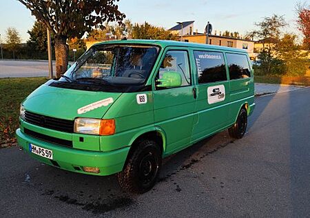 VW T4 Caravelle Volkswagen 2.5 SYNCRO Sperre lang AT Reifen