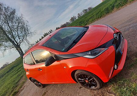 Toyota Aygo (X) Aygo (X) 1,0-l-VVT-i x-play touch Klima