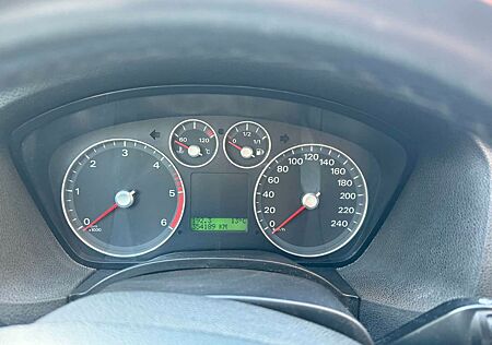 Ford Focus 1,6TDCi 66kW Style Style