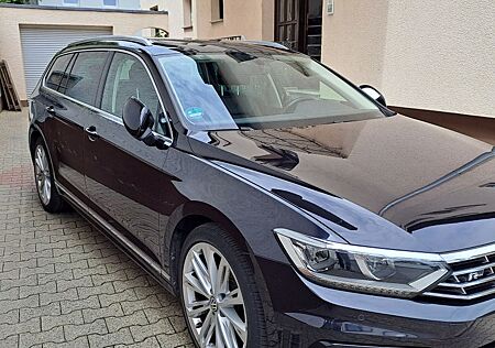 VW Passat Variant Volkswagen 2.0 TDI SCR 140kW Highline Va...