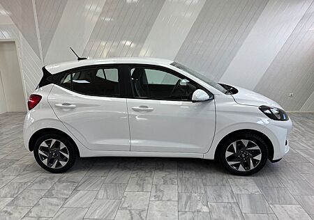 Hyundai i10 1.0 Trend Navi Kamera Ganzjahresbereifung
