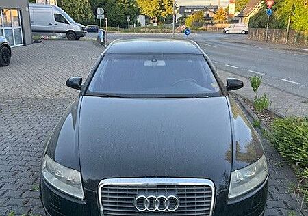 Audi A6 2.4 Avant -